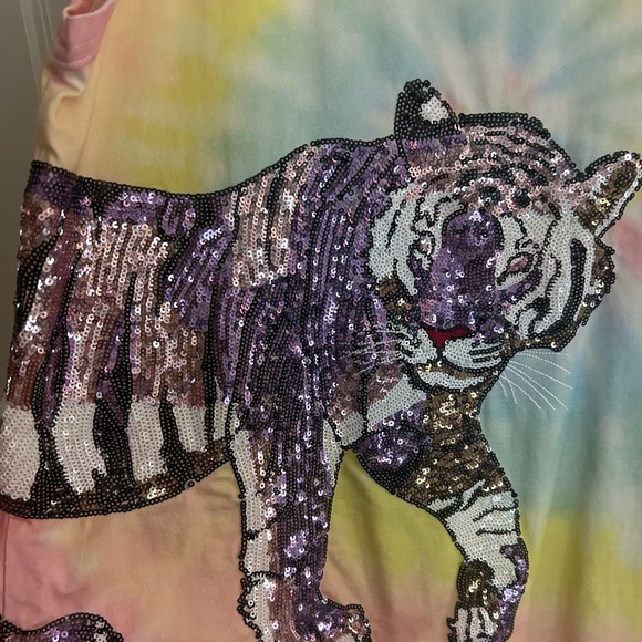 Sparkle City Tiger Tank - Picture 8 of 8